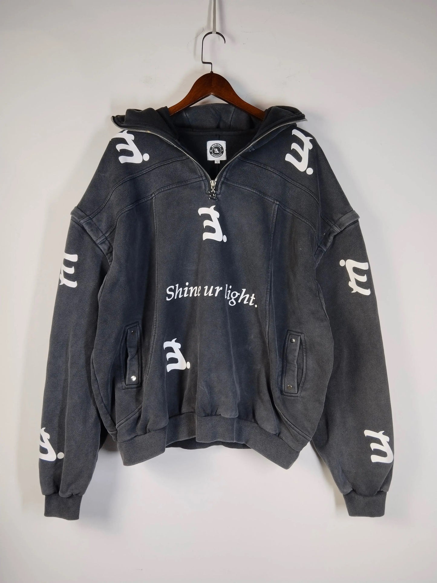ƎUG Vintage Hoodie W/ Retractable sleeves *NEW*